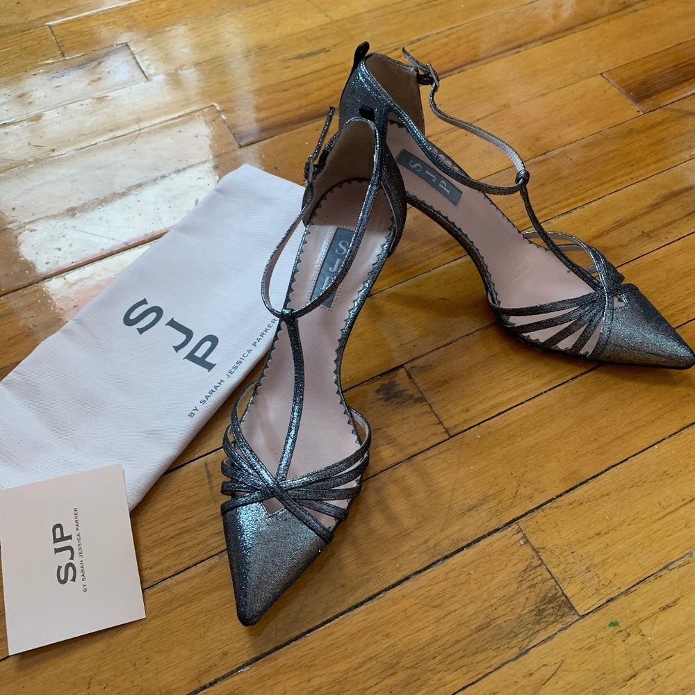 Carrie - SJP by Sarah Jessica Parker